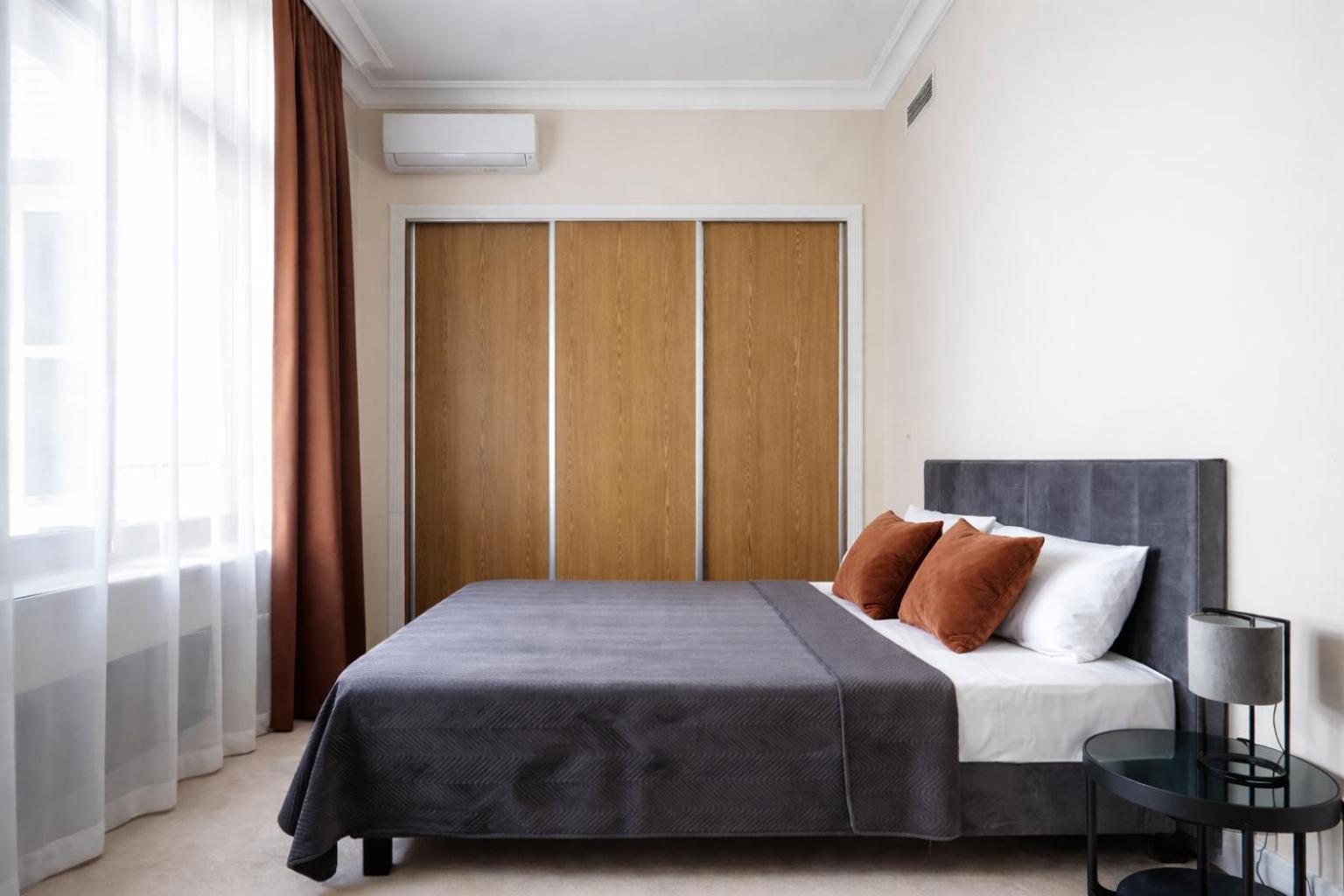 Majestic Residence -150M2 With Iconic Market Square View As Home Apartamenty R506 — Zdjęcia 2