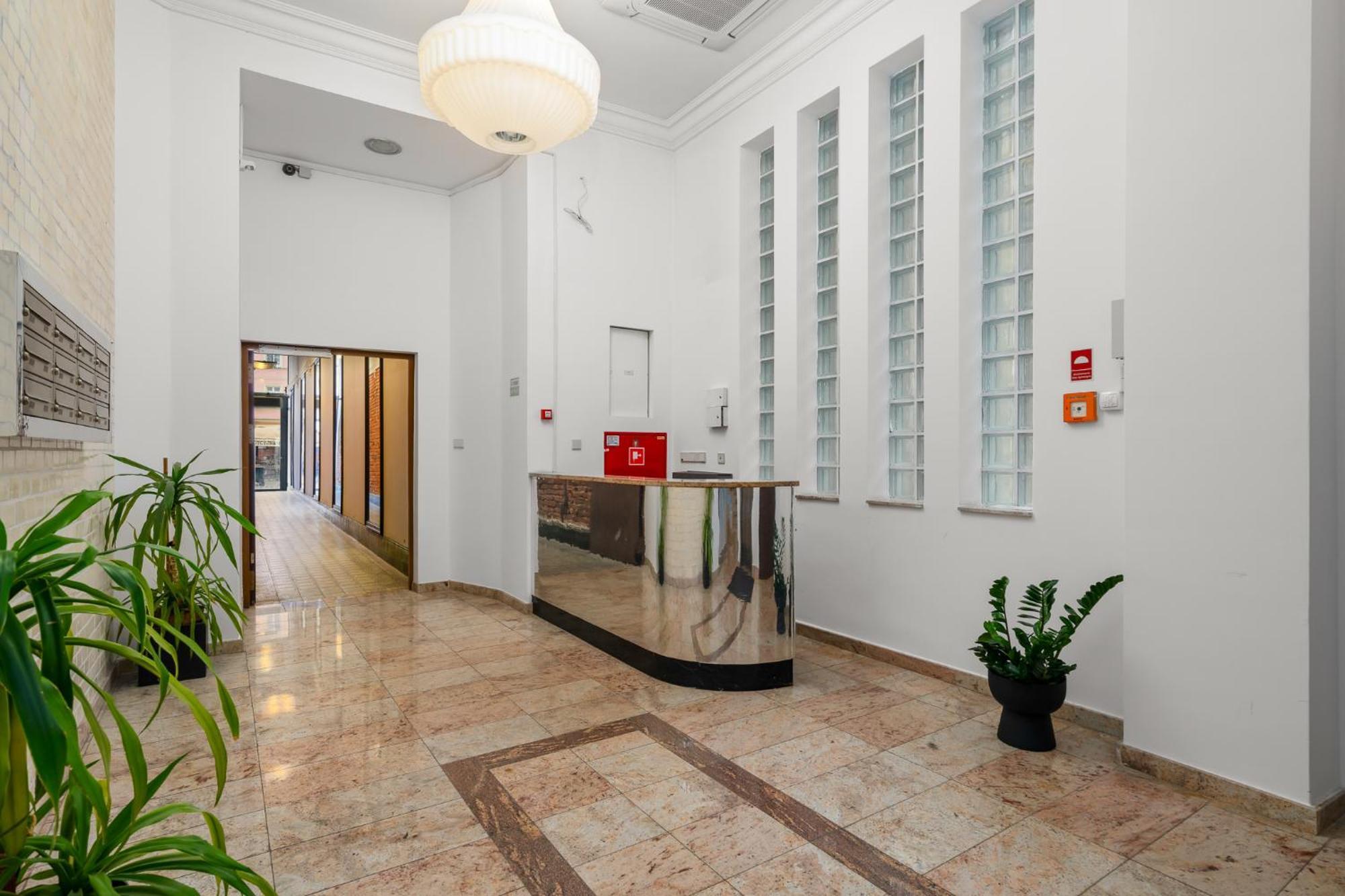 Majestic Residence -150M2 With Iconic Market Square View As Home Apartamenty R506, Wroclaw